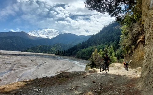 Riders on the way to Annapurna Circuit Mountain Biking