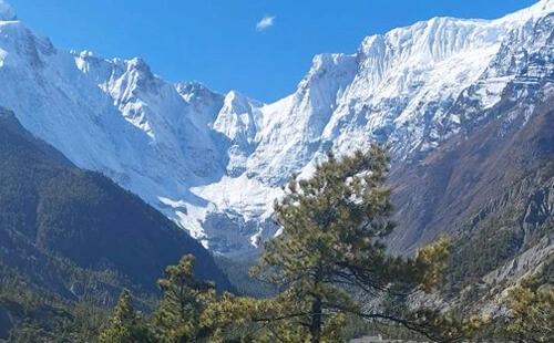 Beautiful scenery during the Manaslu Circuit Trek in Nepal