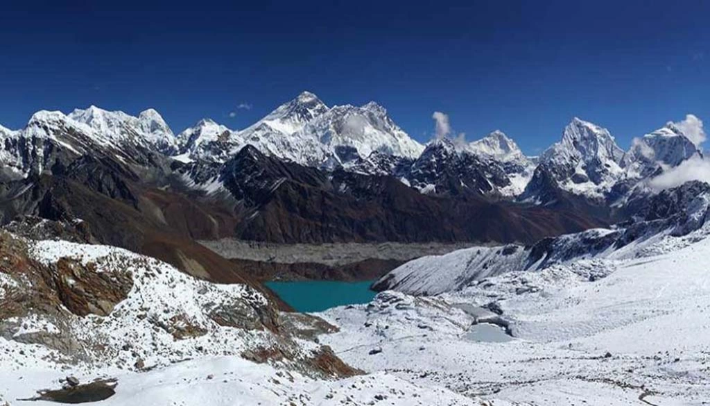 Everest Base Camp and Gokyo lakes with (2 High passes)-18 days