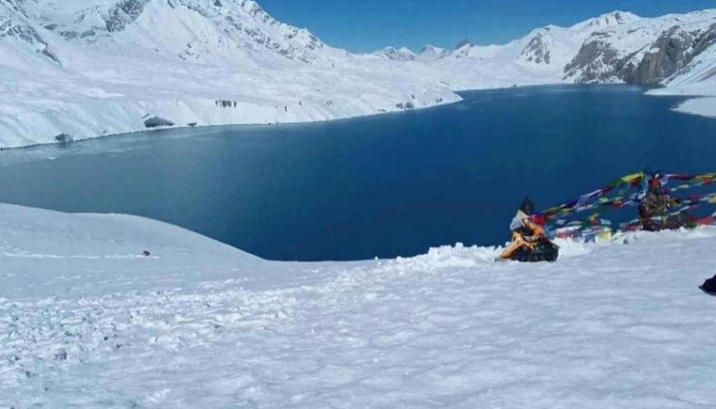 Tilicho Lake and Thorong la pass Trek