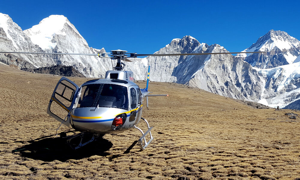 everest base camp and back to lukla by helicopter