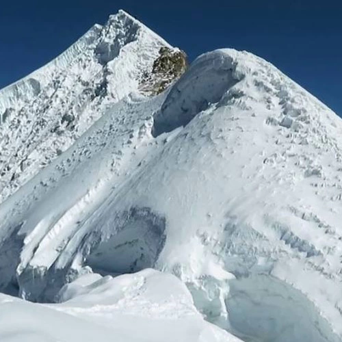 Everest base camp and Lobuche peak climbing