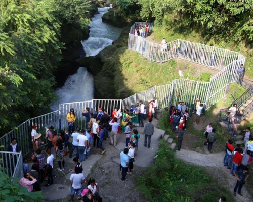 Pokhara Davis Fall