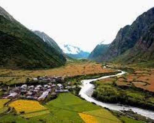 Tsum Valley
